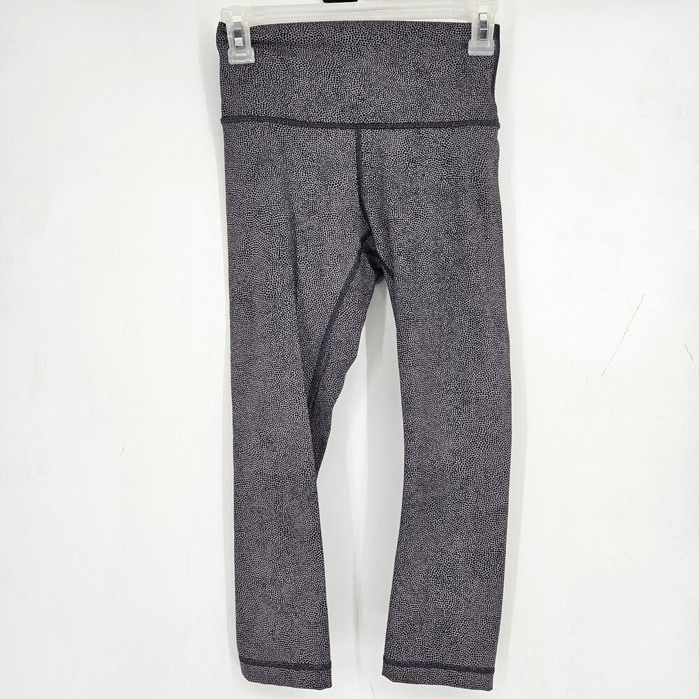 Lululemon Pants Womens 4 Wunder Under Crop Hi Rise Athletic Gym Leisure Yoga